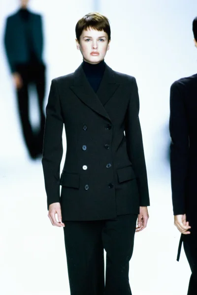 Look 14